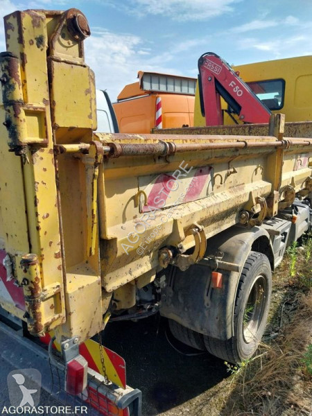 Camion Renault MIDLUM