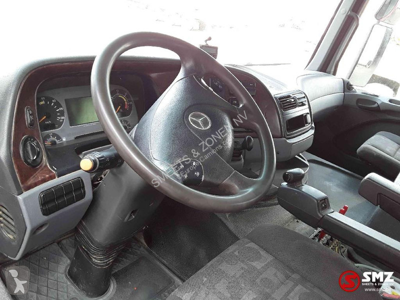 Lastbil Mercedes 3341