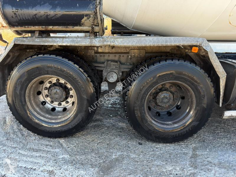 Camion MAN 32.360