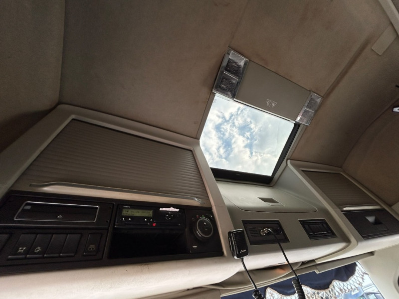 Camión Volvo 460