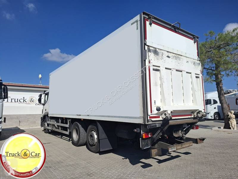 Lastbil Iveco 260 S 42