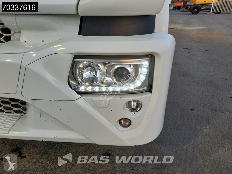 Camión Iveco 120E220 4X2 12t Automatic Tailgate...