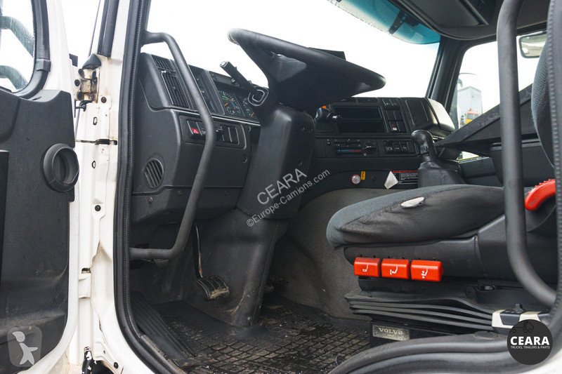 Camión Volvo FM 7.290 citerne gasoil 12.000 L...