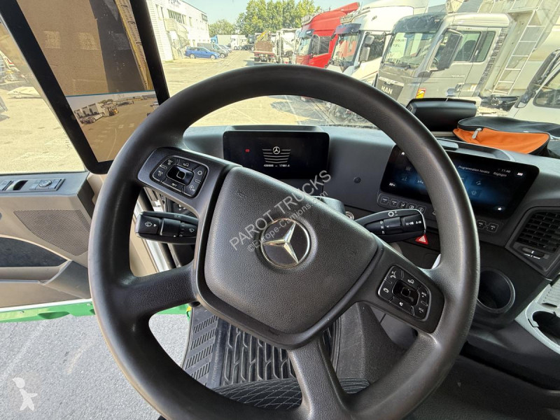 Camião Mercedes 2540