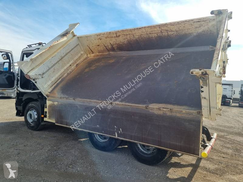 Camión Renault 440.26 DTI 13