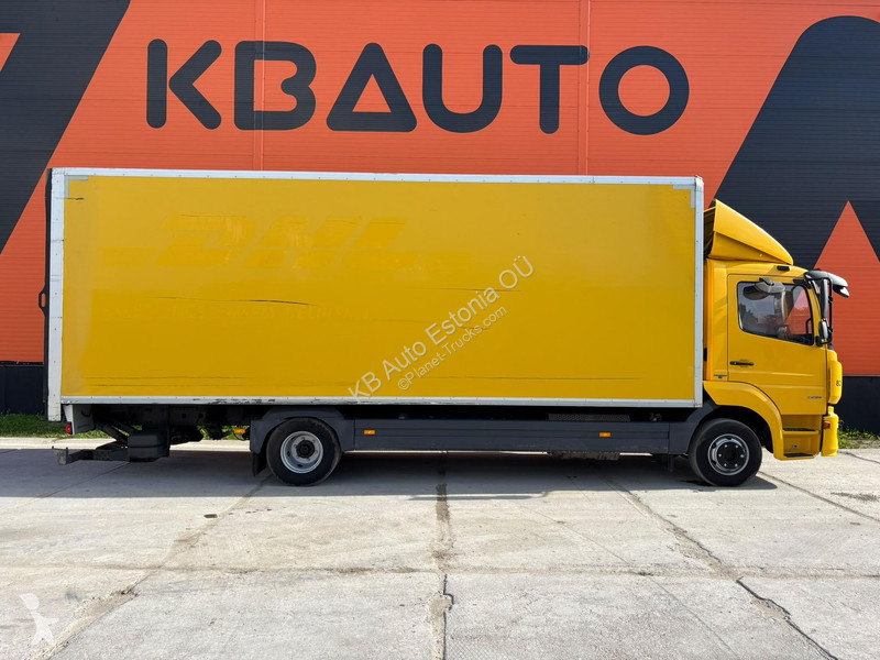 Грузовик Mercedes 1218 4x2