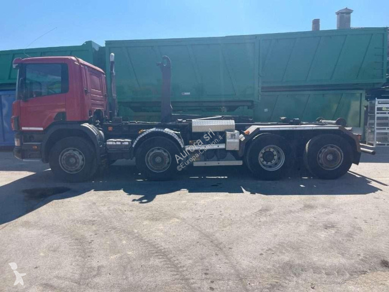 شاحنة Scania CV GB SCARRABILE USATO 8X2
