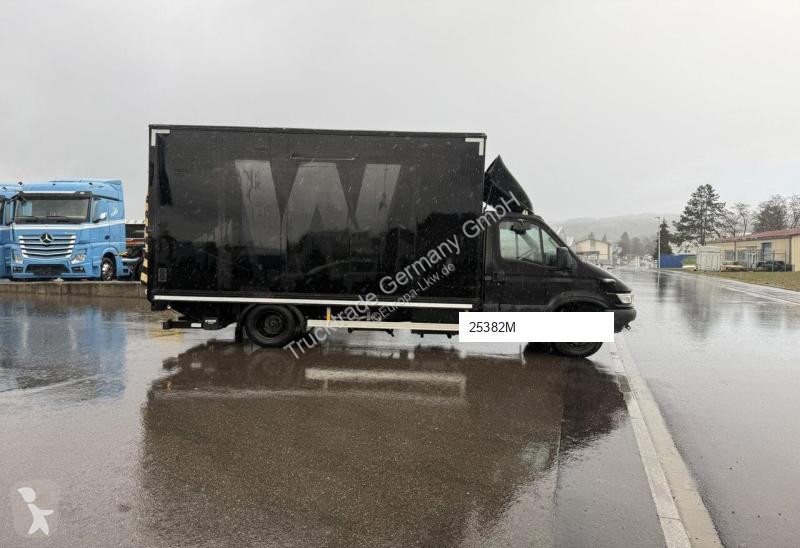 شاحنة Iveco 65C17 /HB
