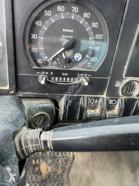 Volvo 320 truck