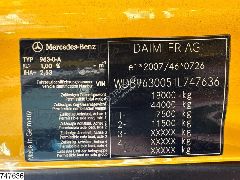 Грузовик Mercedes 1843 6x2, Retarder, PTO