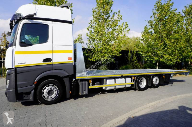 Mercedes 2542 truck