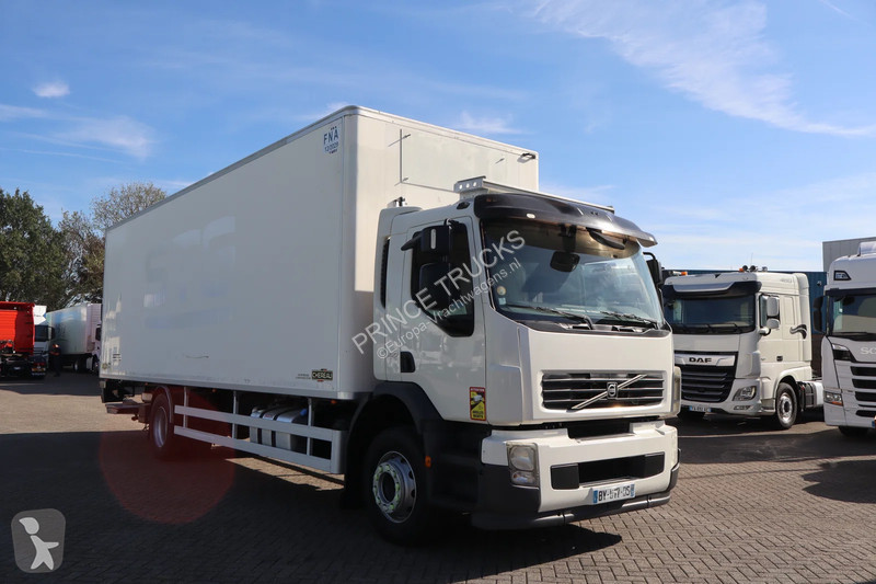 Volvo 300 * EURO5 * TOP CONDITION * MANUAL * truck