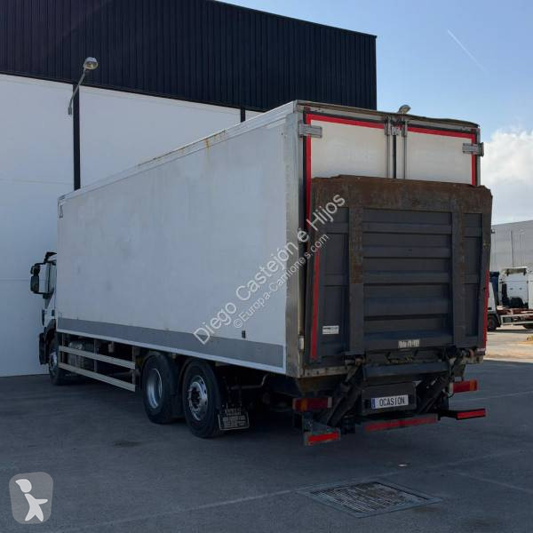 Kamion Iveco 360