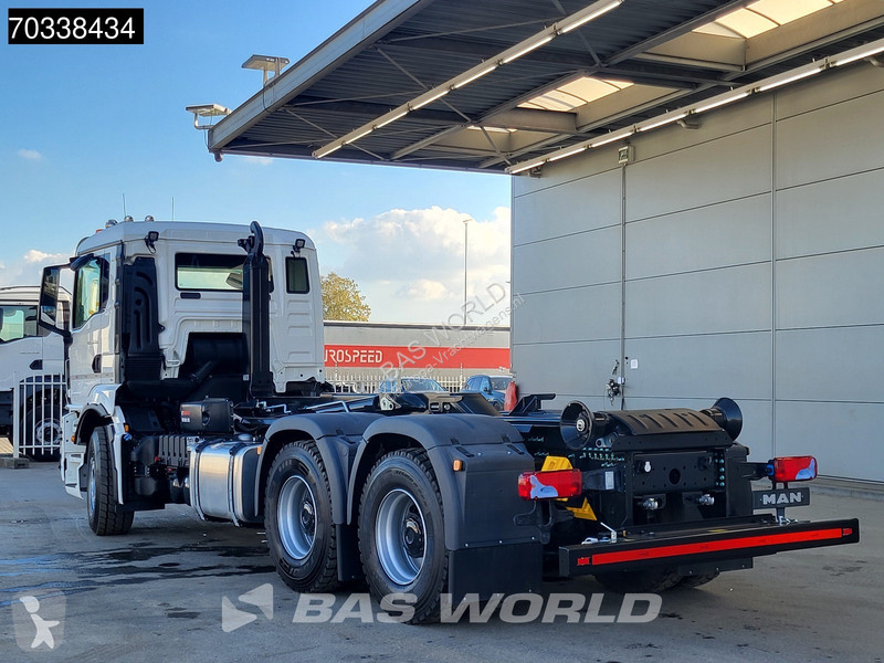 MAN 26.520 6X4 NEW! HIAB OPT20S56...