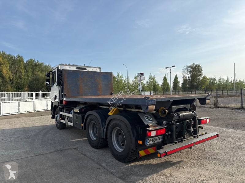 Vrachtwagen Renault 380.26 DTI 11