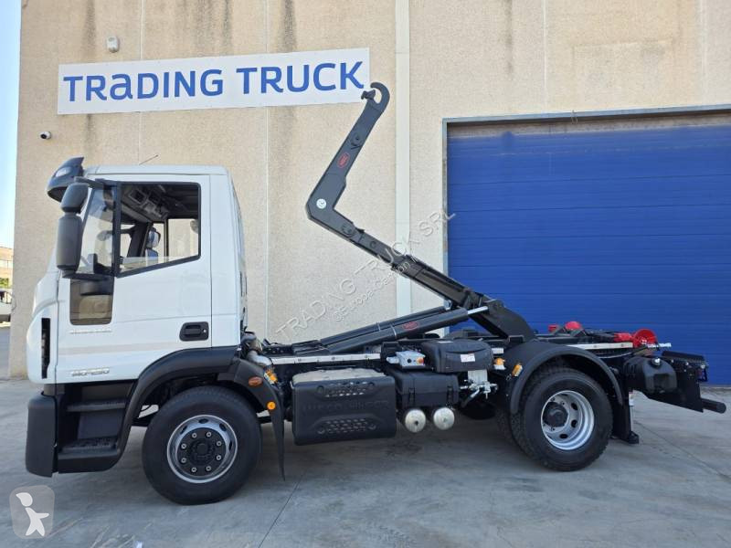 Iveco 140 E 25 truck