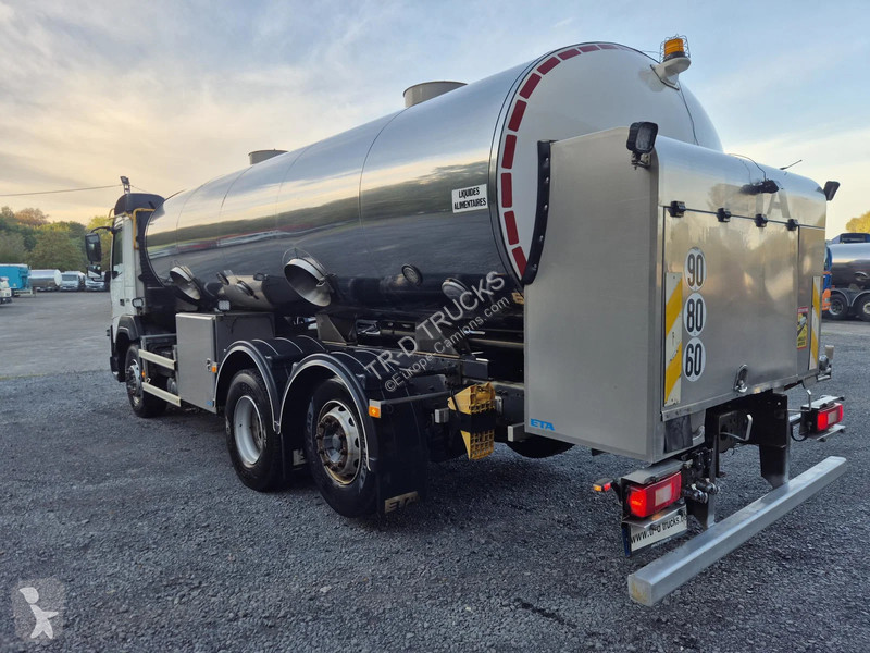 Kamion Volvo FMX 370 16000L INSULATED INOX TANK...