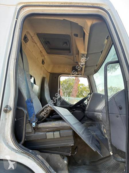 Renault 270 DCI truck