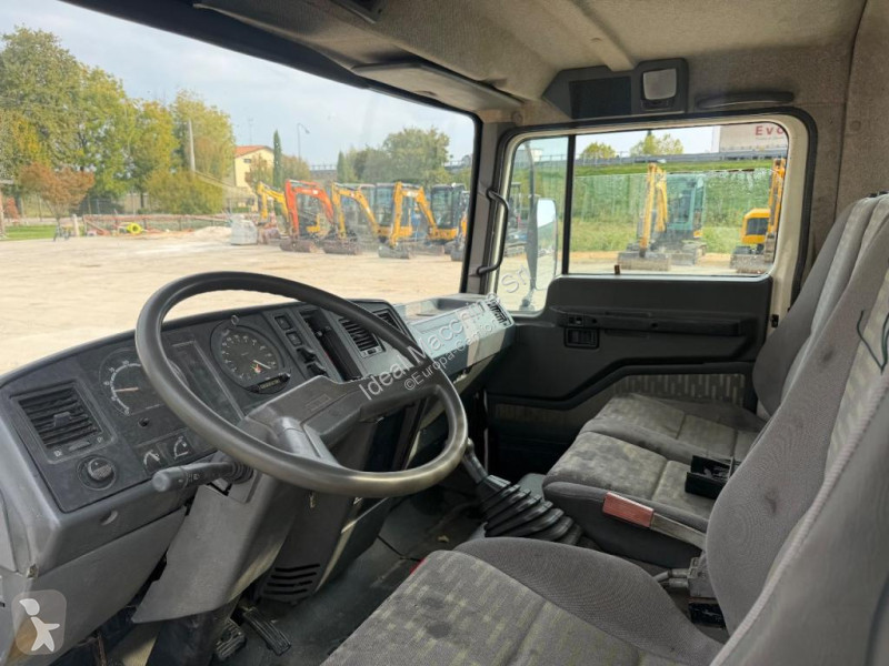 Nissan L50.099 truck