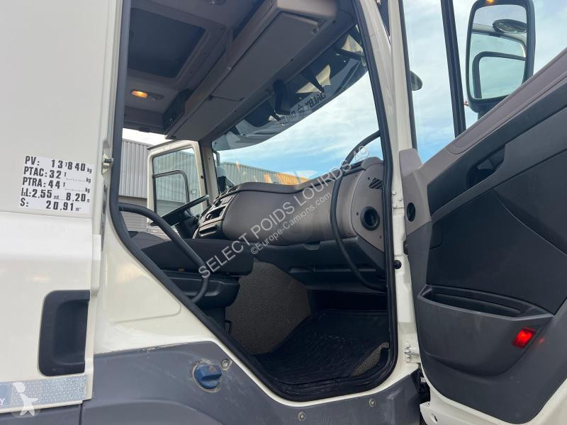 DAF 480 truck