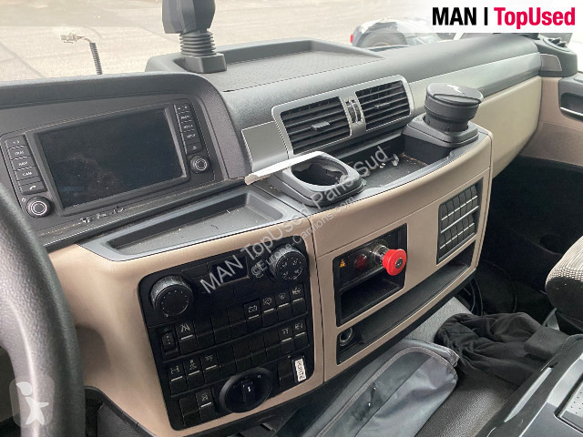 MAN TGM 26.290 6X2-4 LL truck