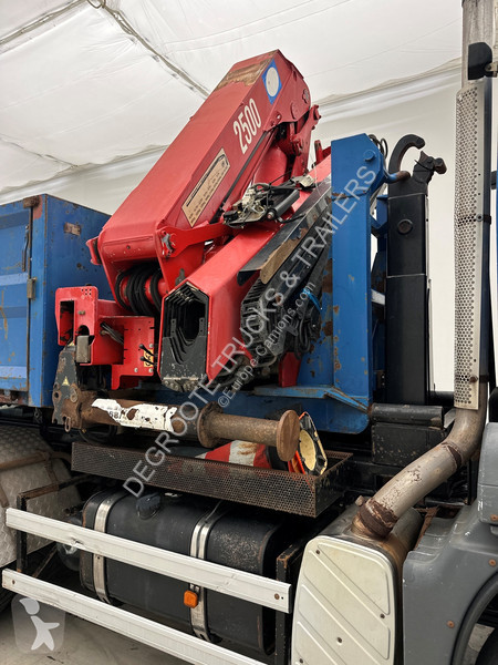 MAN 33.400 - 6x4 truck