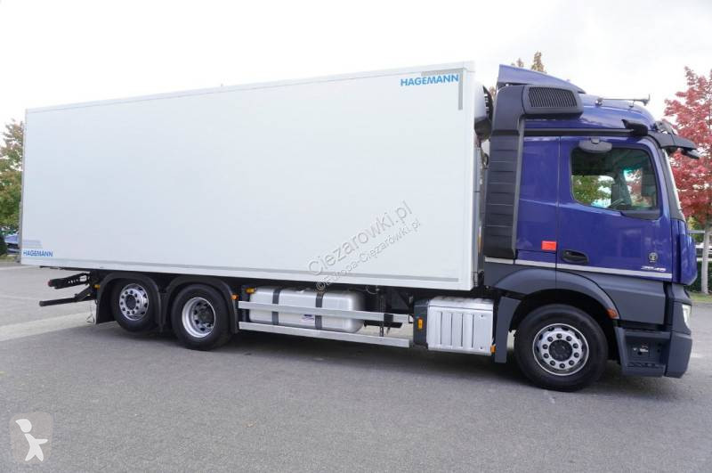 Kamion Mercedes 2546
