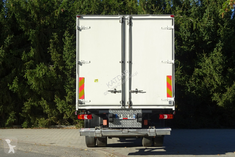 Mercedes 1827 Euro 6 kontener 21 pal 387tys.km...