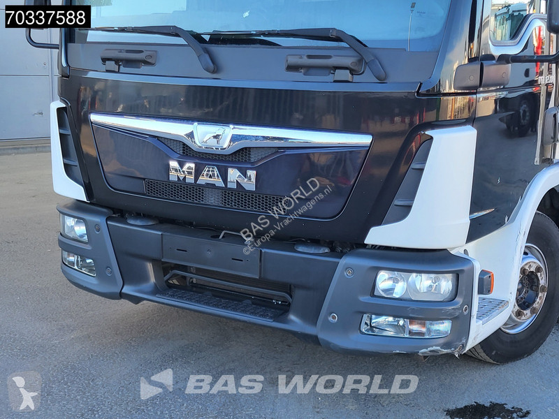 Kamion MAN 12.180  4X2 Lamberet Dhollandia...