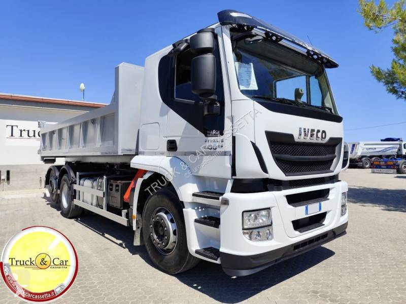 Iveco 260S40 truck