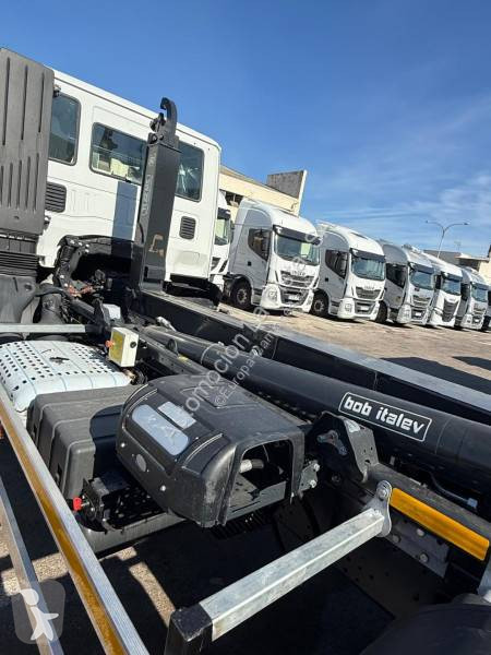 Iveco  truck