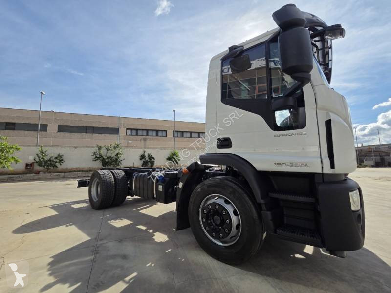 Lastbil Iveco 180 E 28