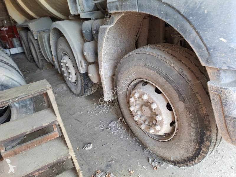 Kamion Iveco 410
