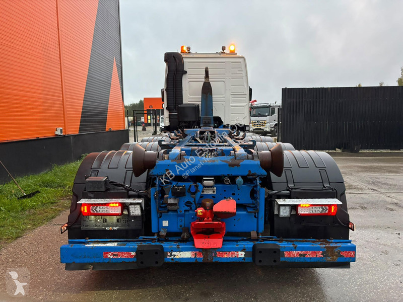 Kamion Volvo 500 8x4*4 HIAB XR 20 ton / L=5600 mm