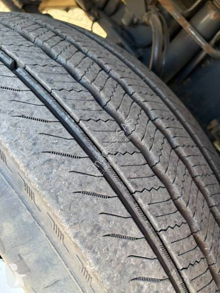 شاحنة DAF 320