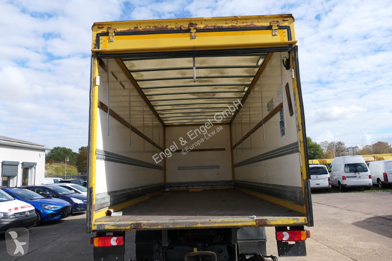 Teherautó Iveco EuroCargo ML 120 E 28 AHK LBW