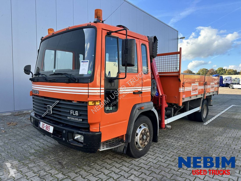 Kamion Volvo 11 - 180 4x2 - Tipper / Crane