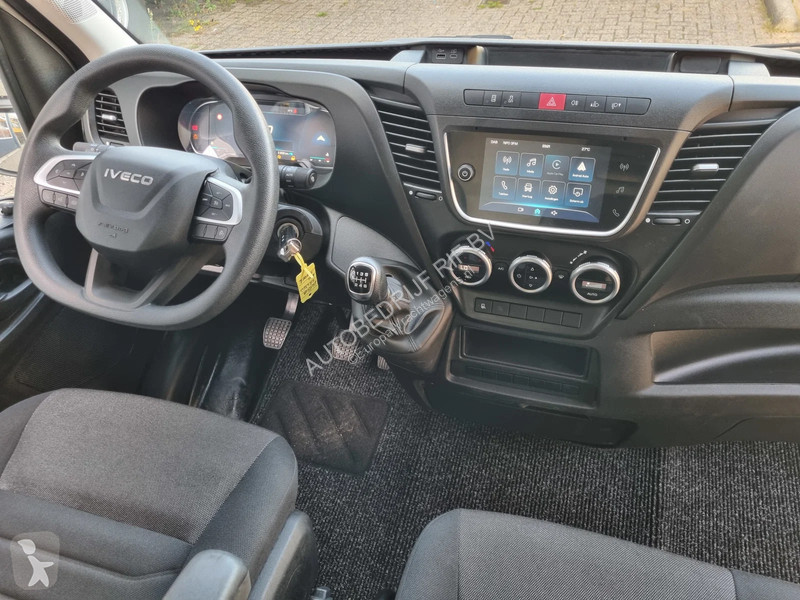 Kamion Iveco 35C16/ 3.0D/ Chassiscab/ WB 410/...