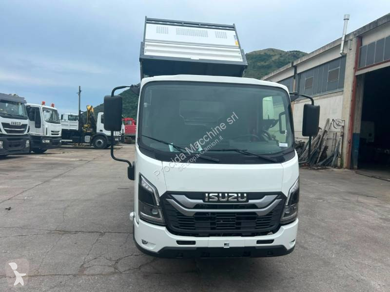 Kamion Isuzu