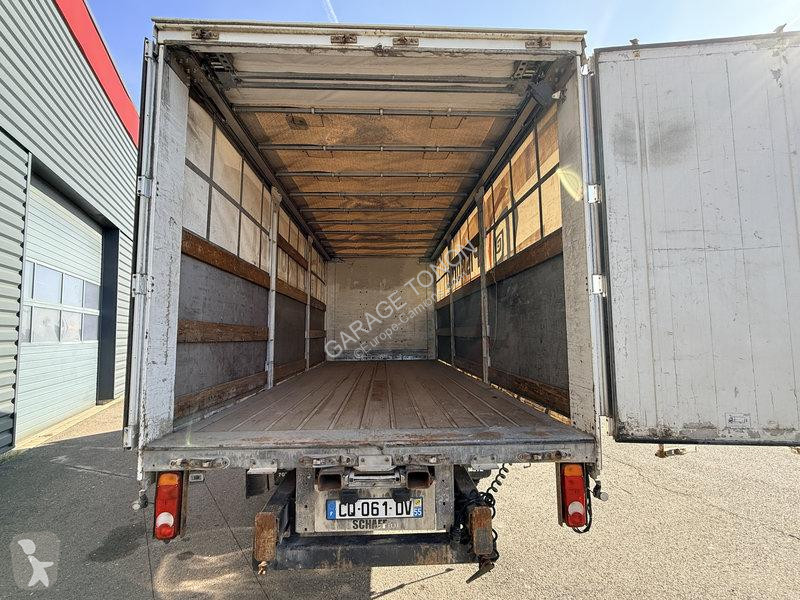 Renault 220.12 Dxi truck