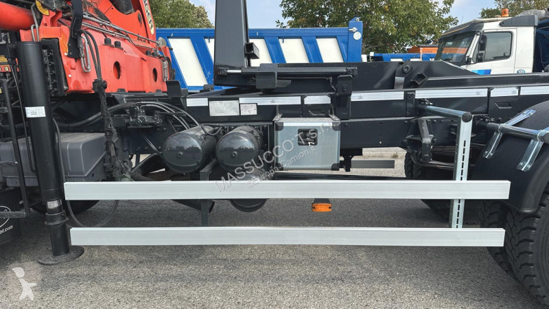 MAN LE280B 4x4 truck