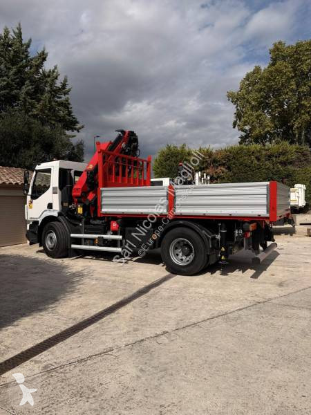 Renault 320 truck