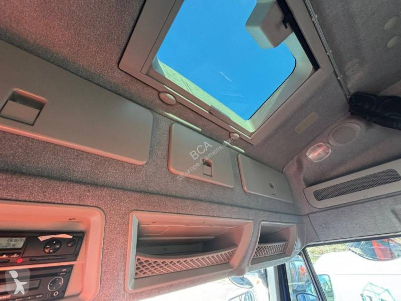 Iveco 310 truck