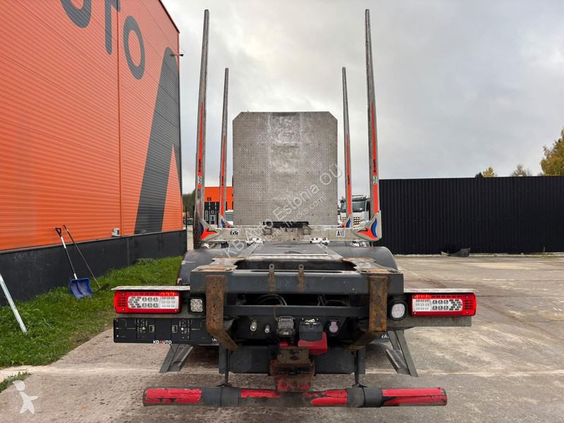 Volvo 650 6x4 HYDRAULICS / TANDEM AXLE LIFT truck