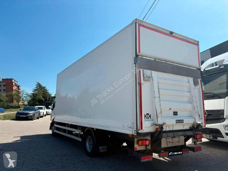 Volvo 240 truck