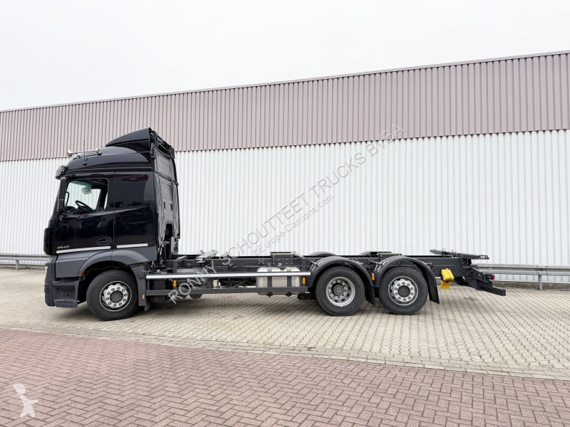 Kamion Mercedes Actros 2540 L 6x2/4 Actros 2540...