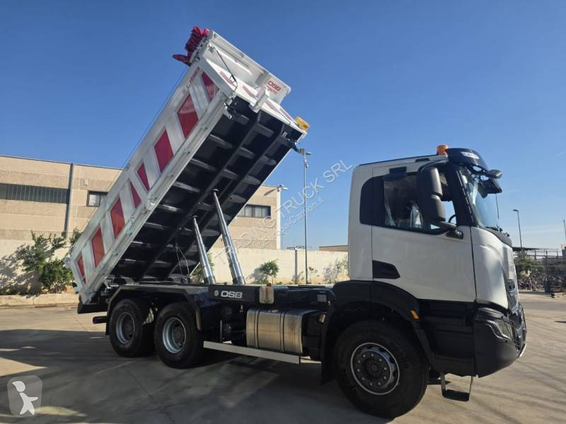 Iveco 540 truck