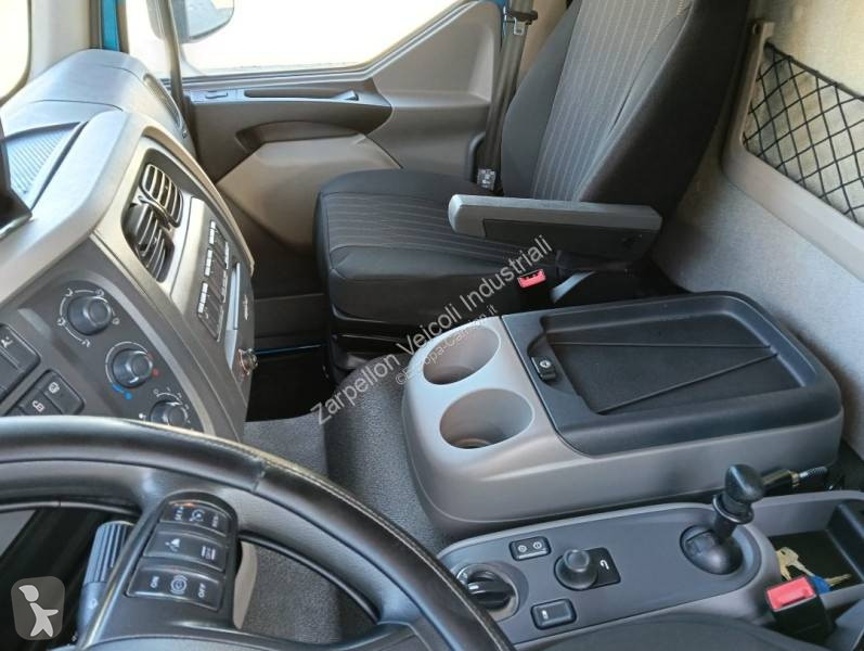 Kamion DAF 210