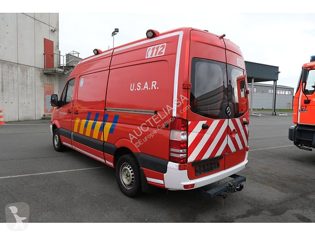 شاحنة Mercedes 318 CDI-D