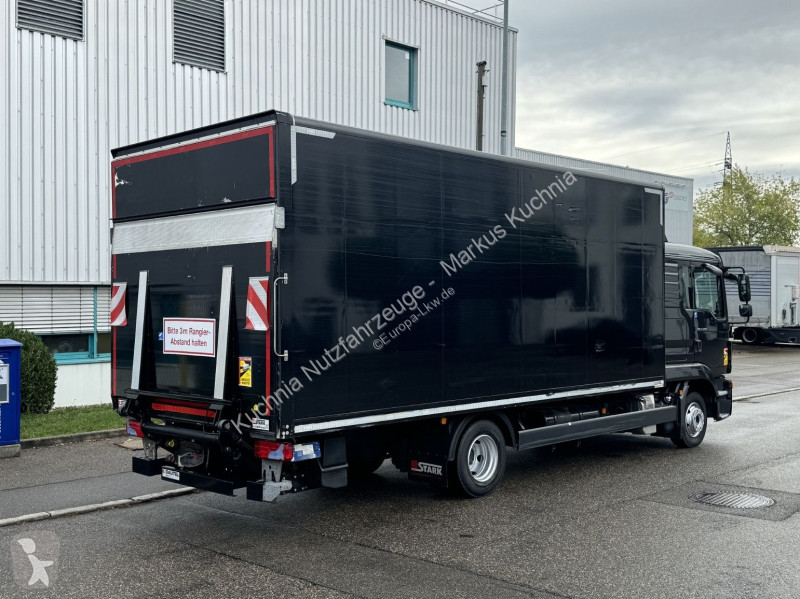 MAN 8.220 BL Koffer 6m Langes Haus LBW 1,5t truck